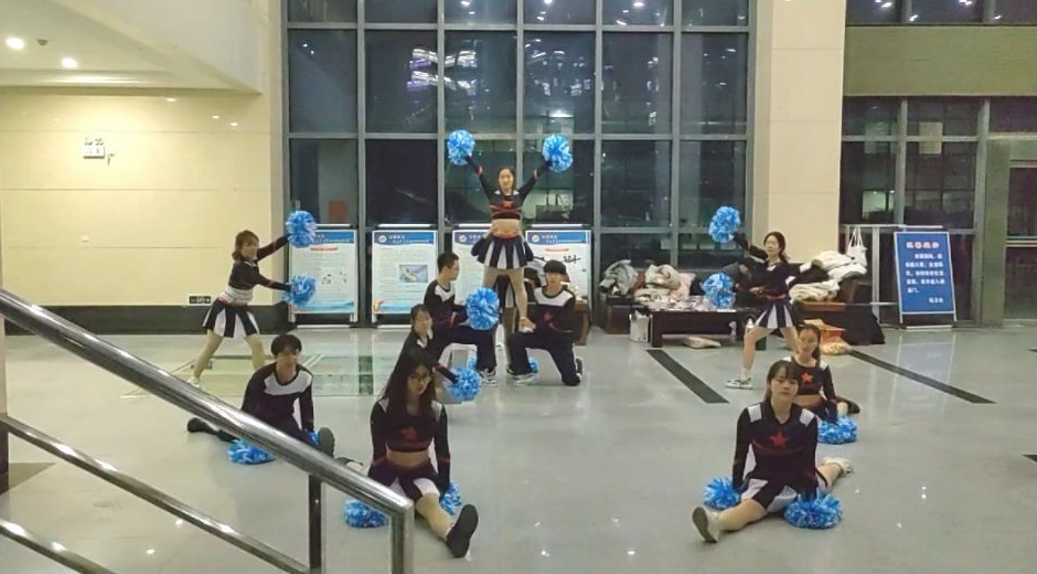 7620334e0bb9420a9b1077df02da1d32.png 7620334e0bb9420a9b1077df02da1d32.png