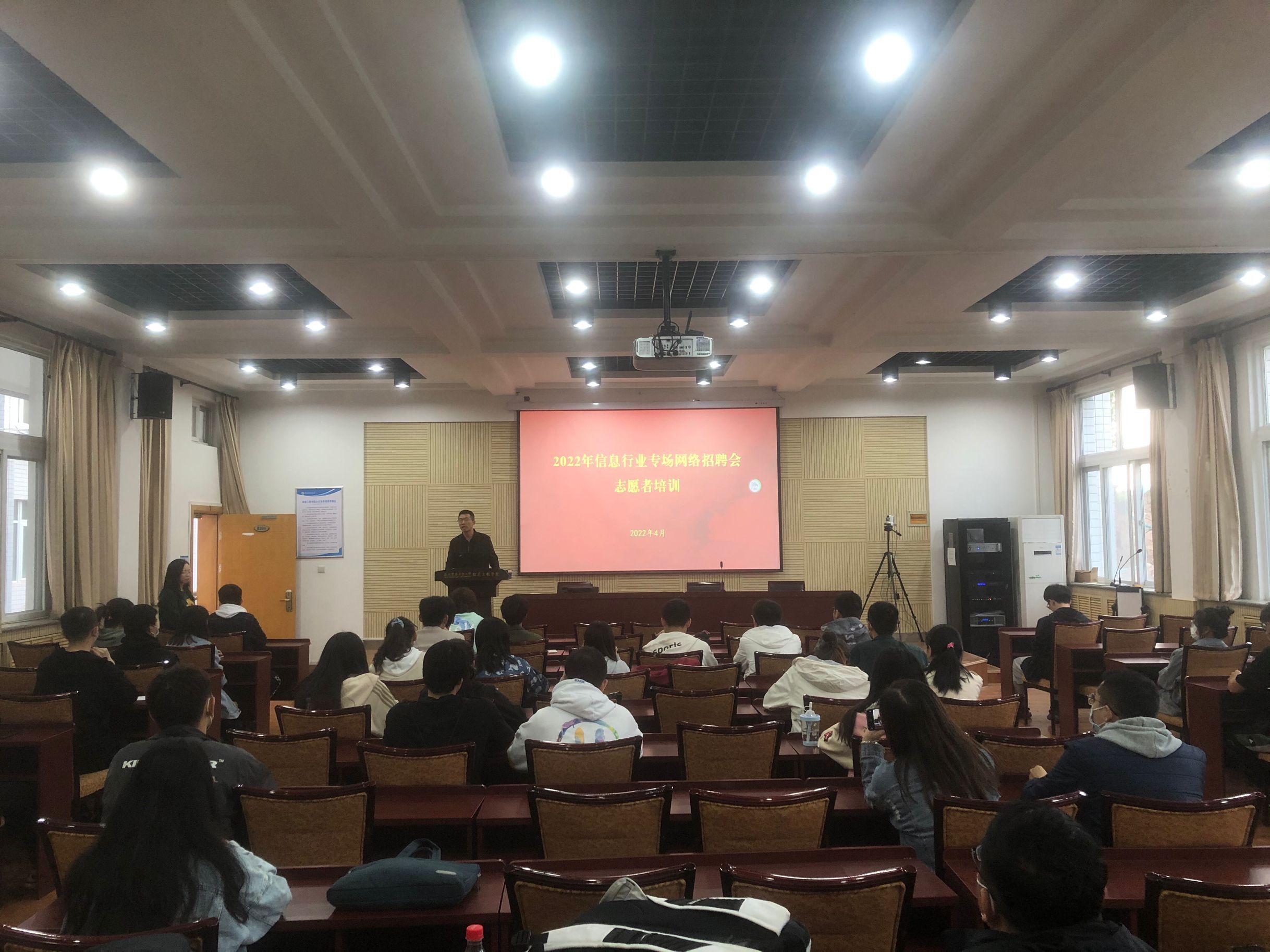 f36a86f80a0a41ee851fa670a9c20ef6.jpg f36a86f80a0a41ee851fa670a9c20ef6.jpg